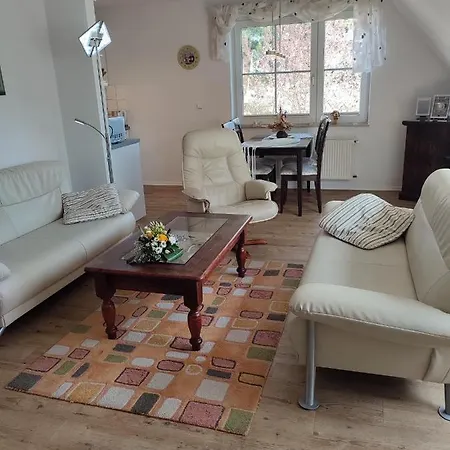 Martha-mueller-graehlert-weg 7 8 Wg 8 * 징스트