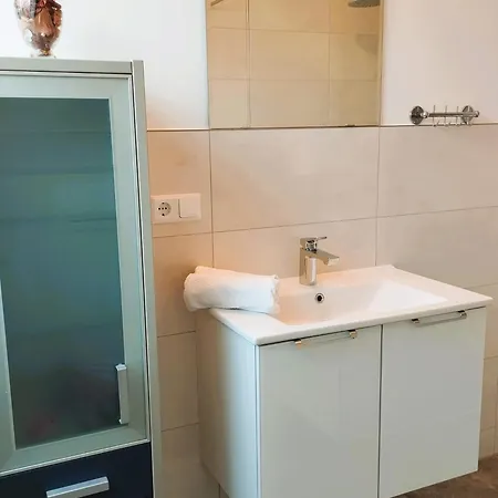 Martha-mueller-graehlert-weg 7 8 Wg 8 아파트 징스트